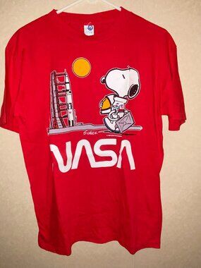 Vintage 80s Peanuts Snoopy Astronaut NASA T-shirt Red Medium Artex